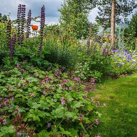 Dower House Newtonmore B&B Bagian luar foto