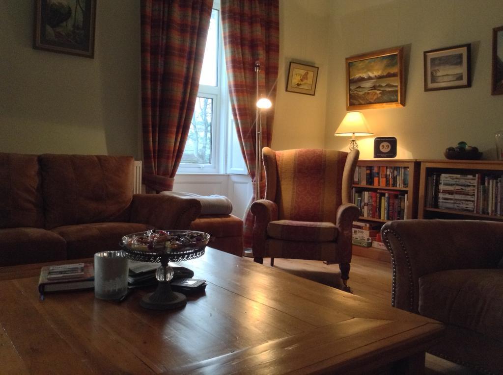 Dower House Newtonmore B&B Bagian luar foto